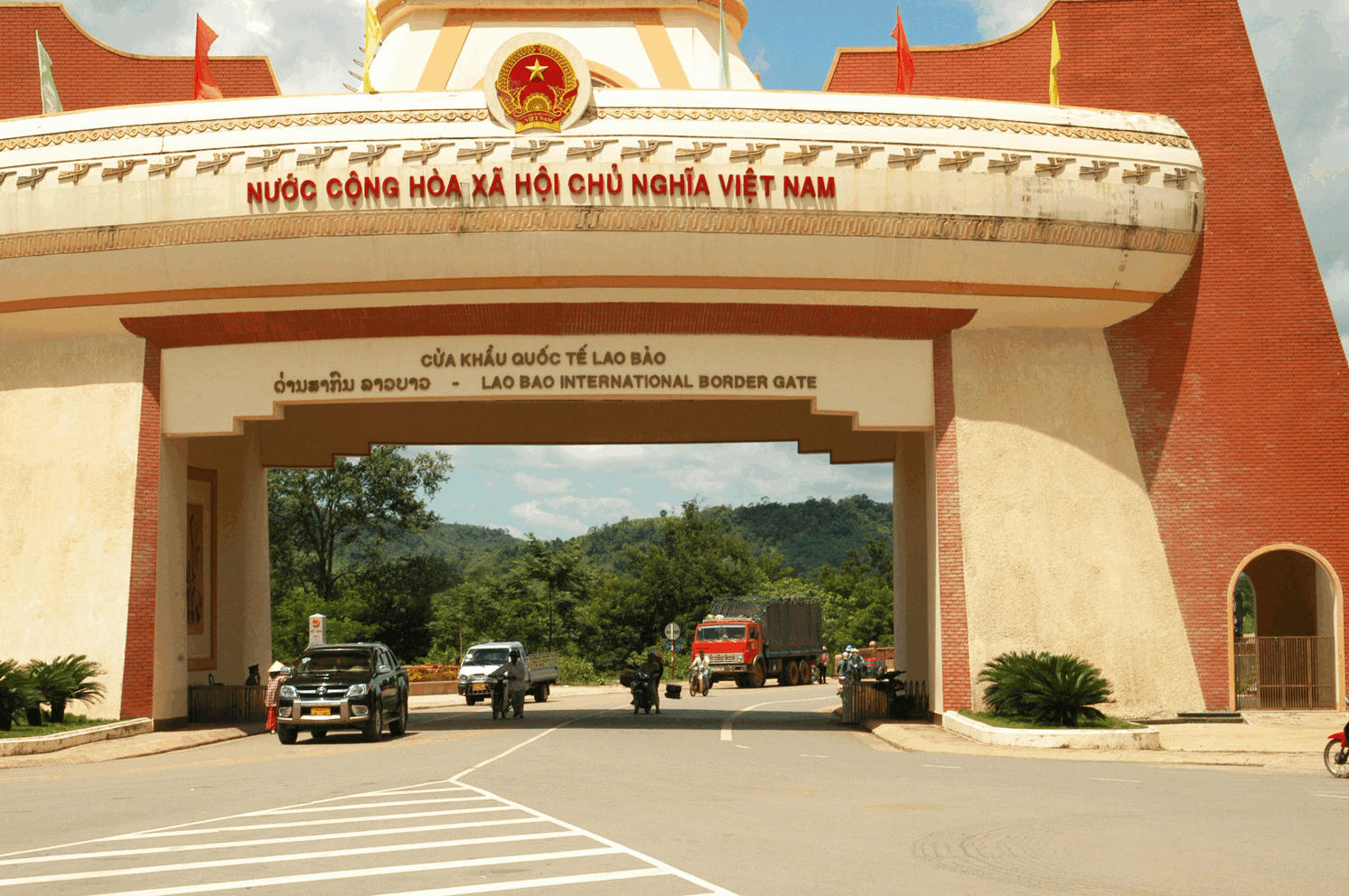 Cảm nhận về Lào sau hành trình 4 ngày 3 đêm - Vietmountain travel 2