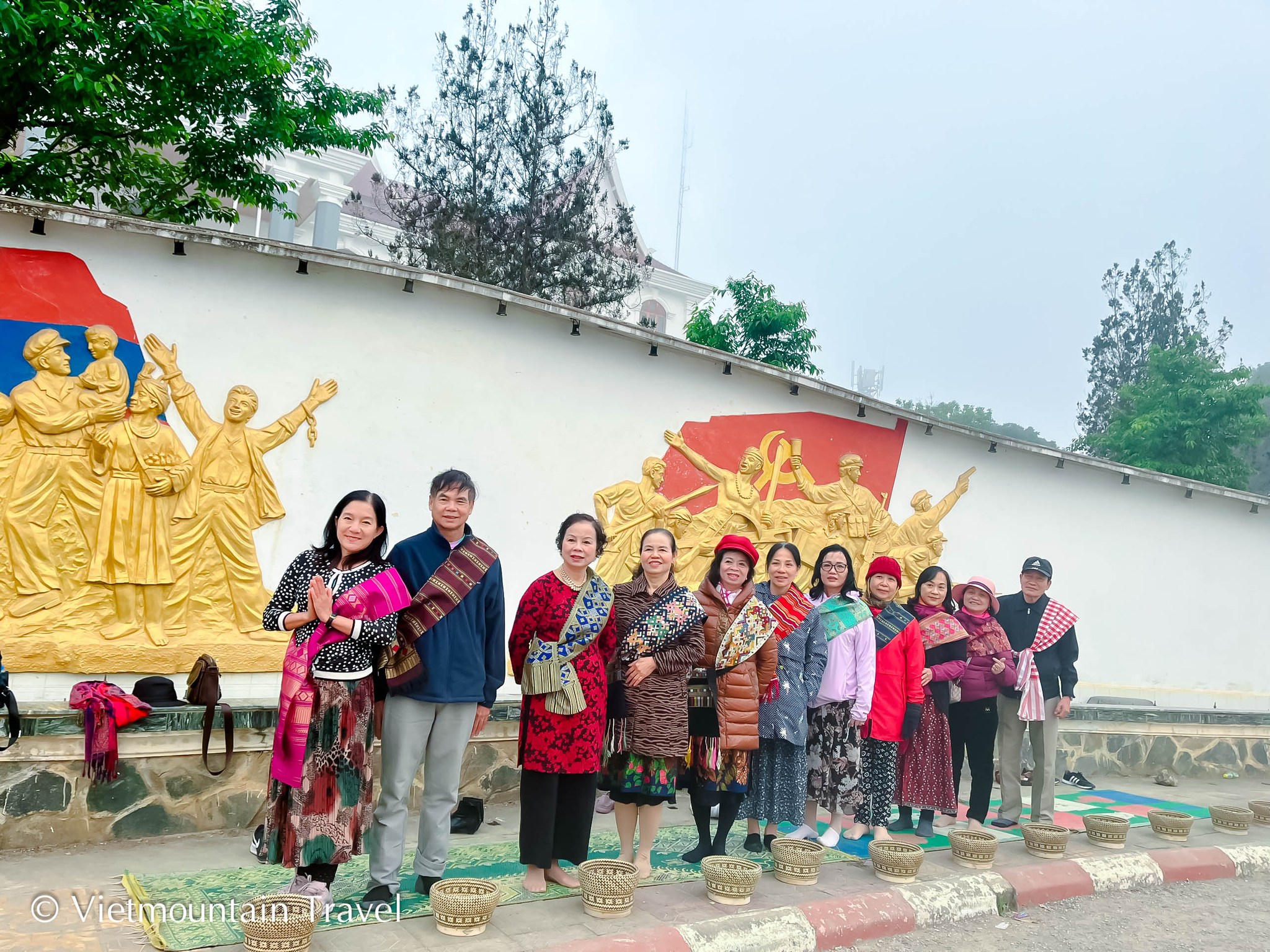 tour-moc-chau-vieng-say-sam-nua-3-ngay-2-dem-vietmountain-travel3