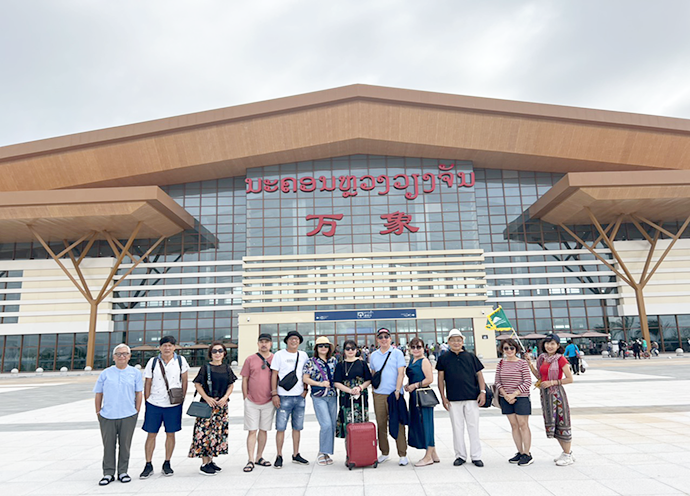 Tour Lào - Trải nghiệm đi tàu cao tốc 6N5Đ